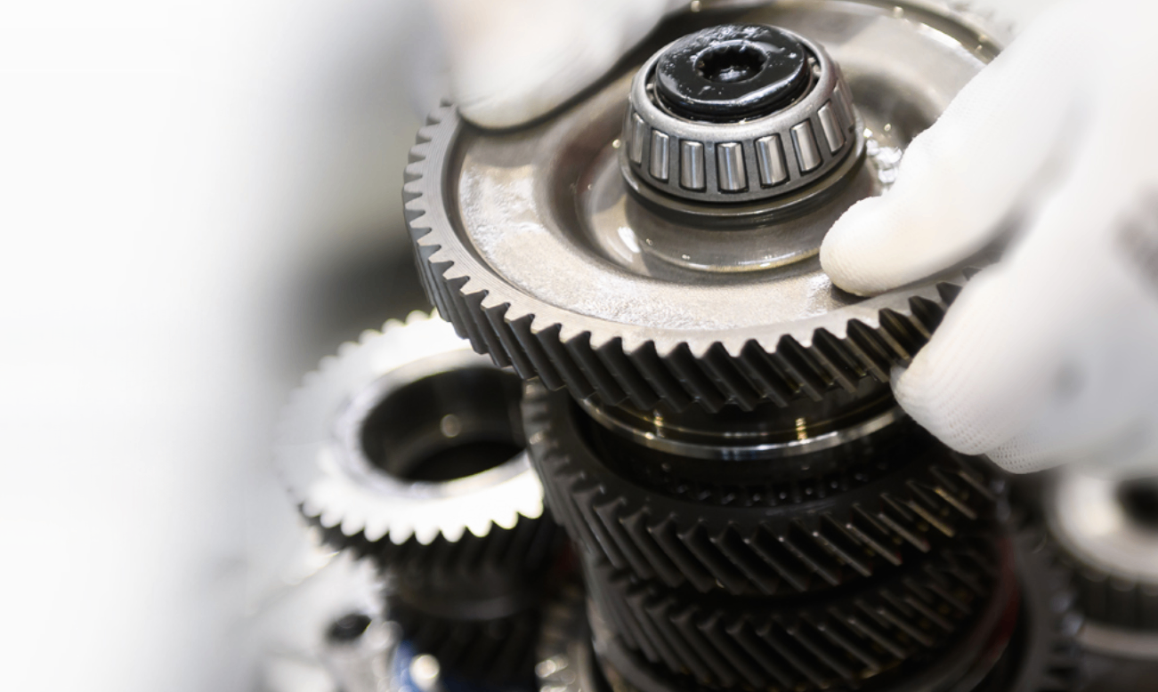 从人工搬运到智慧协同——350vip浦京集团官网无人叉车在发动机制造企业的创新应用